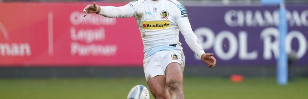 Henry-Slade-kicking-for-Exeter-Chiefs-in-2023-PA